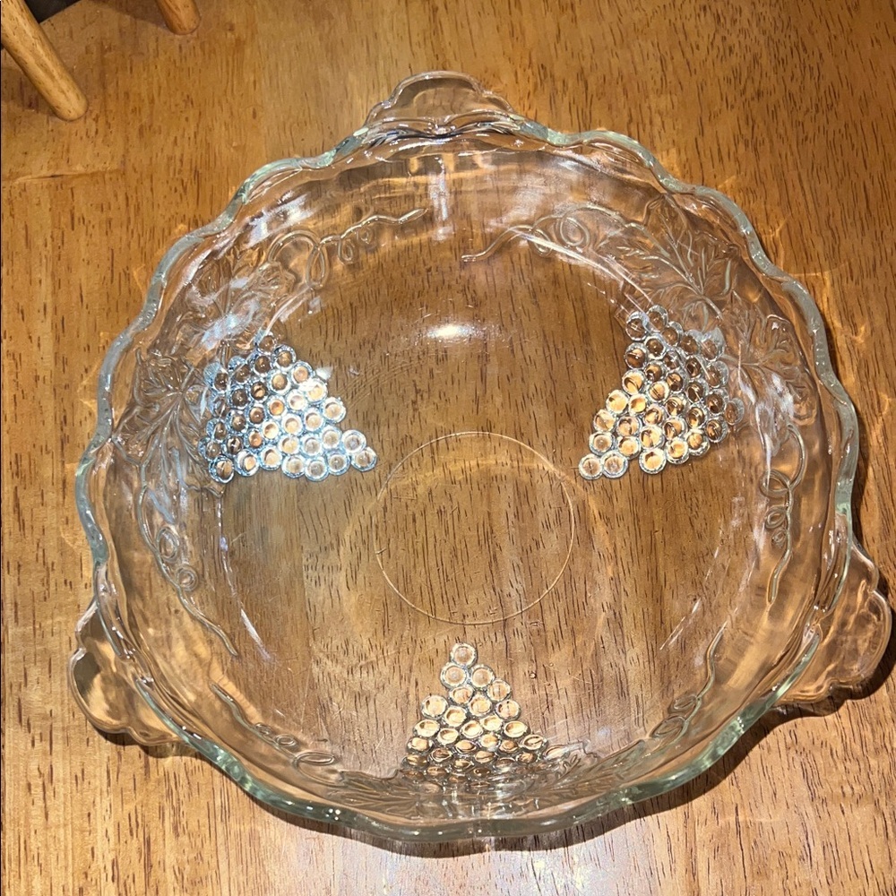 Anchor Hocking Clear Glass Decorative Bowl 🍇 Grape Design Fruit
